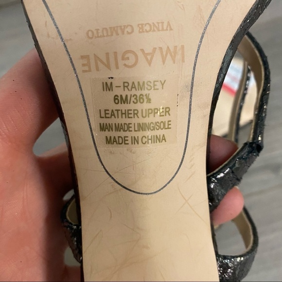 Imagine Vince Camuto | Ramsey - Picture 7 of 8